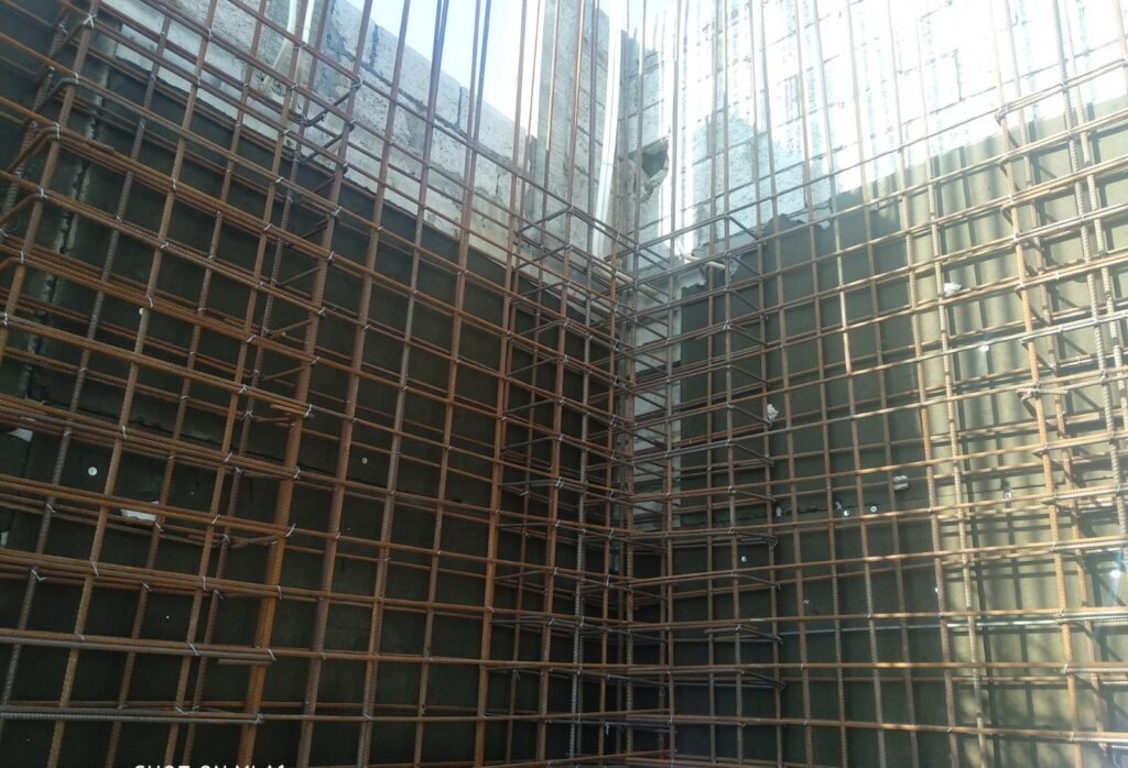 Reinforced steel rebar installation for concrete structural works